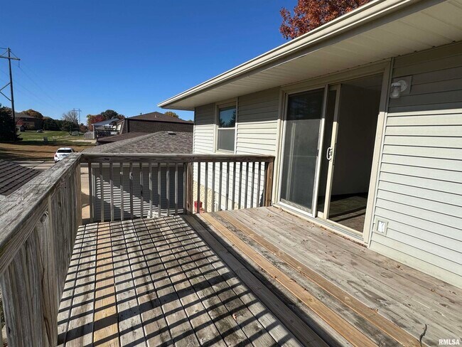 Building Photo - 3475 Winston Dr