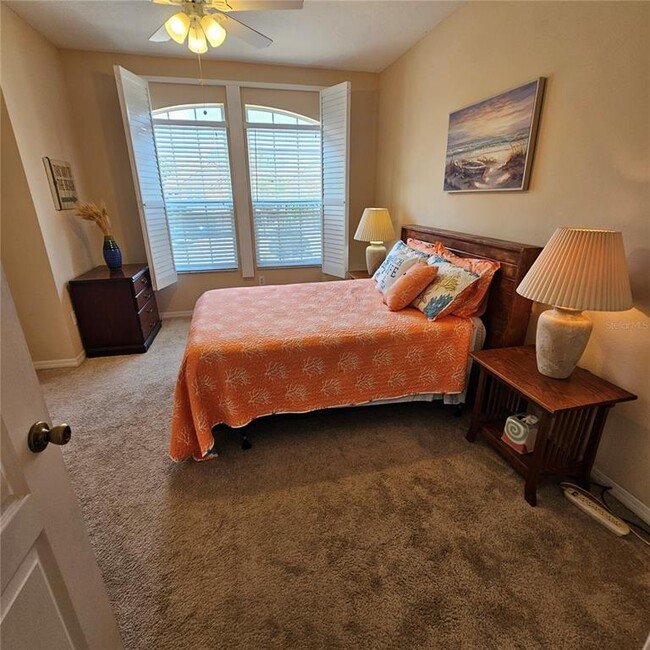 Building Photo - 8110 Villa Grande Ct