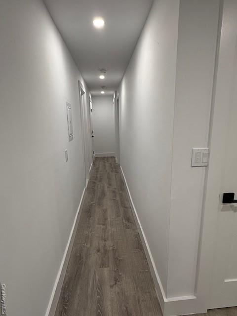 Building Photo - 19 Bellport Ln