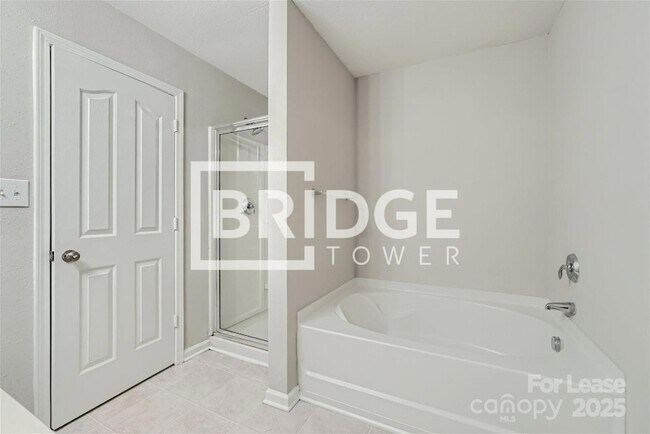 Building Photo - 2100 Cranberry Woods Ct