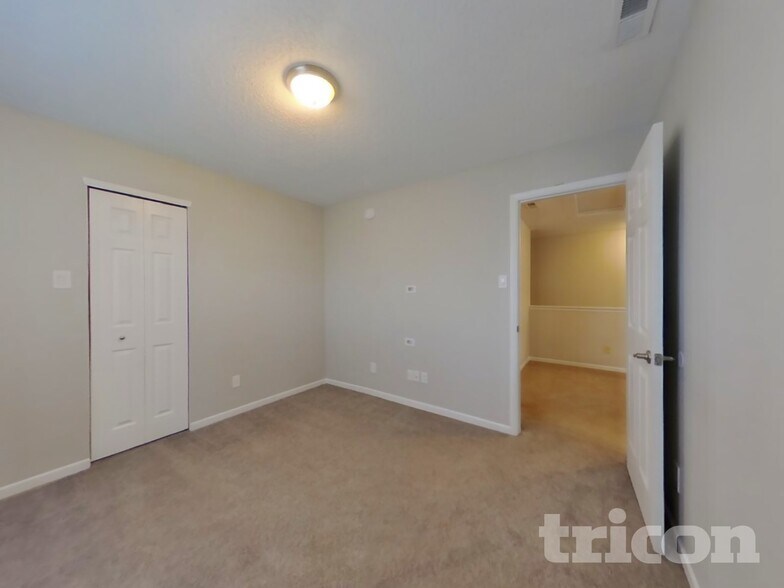 Building Photo - 7922 Hydrangea Ct