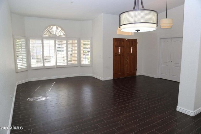 Building Photo - 9014 E Larkspur Dr