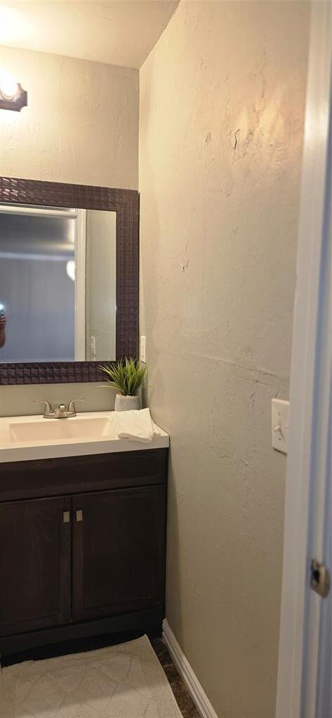 Building Photo - 7307 Edenborough Dr