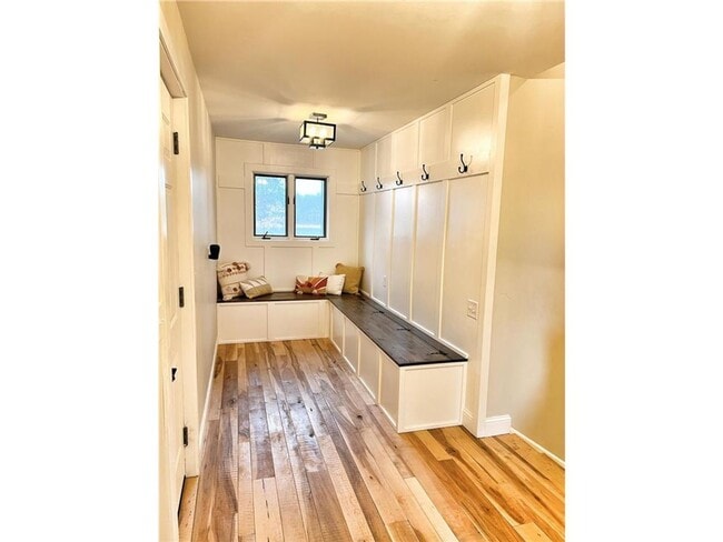 Building Photo - Remodeled 4 bedroom 2 bath 2 car Baxter Home
