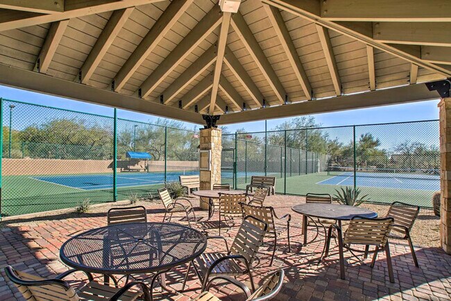 Building Photo - 3055 N Red Mountain