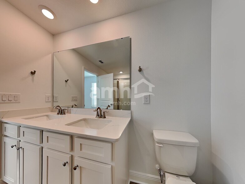 Building Photo - 5313 Boulder Crk Cv