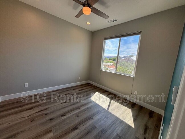 Building Photo - 1792 W 150 S