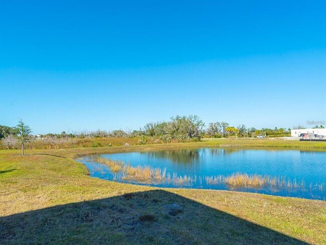 Building Photo - 5531 Pleasantview Ct