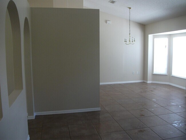 Building Photo - 221 Cobalt Dr