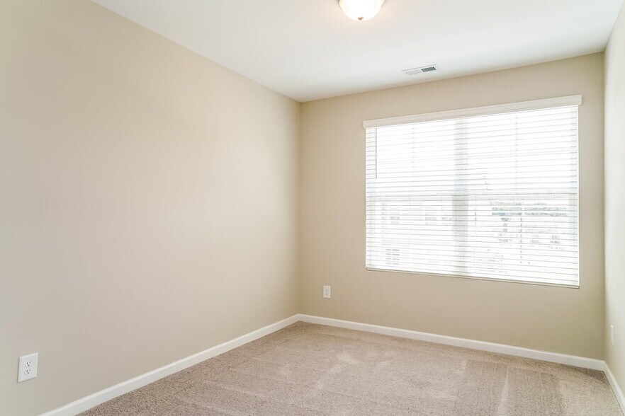 Building Photo - 338 Stone Arbor Wy