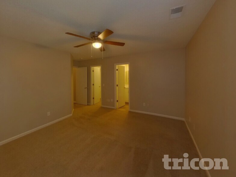 Building Photo - 22 Crimson Ct