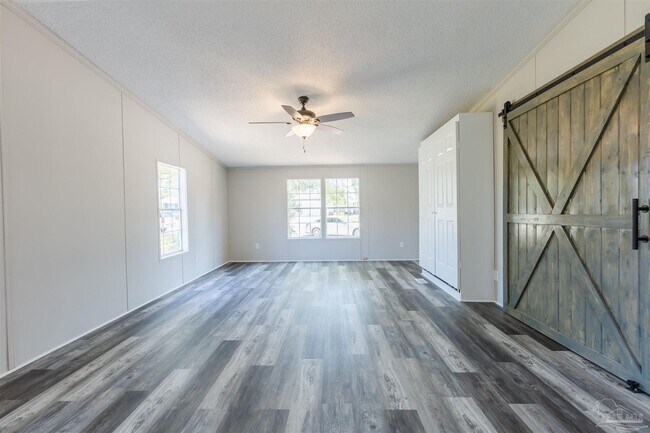 Building Photo - 5816 Congress Ct