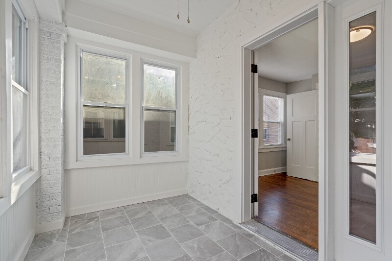 Building Photo - 1817-1819 W 41st St