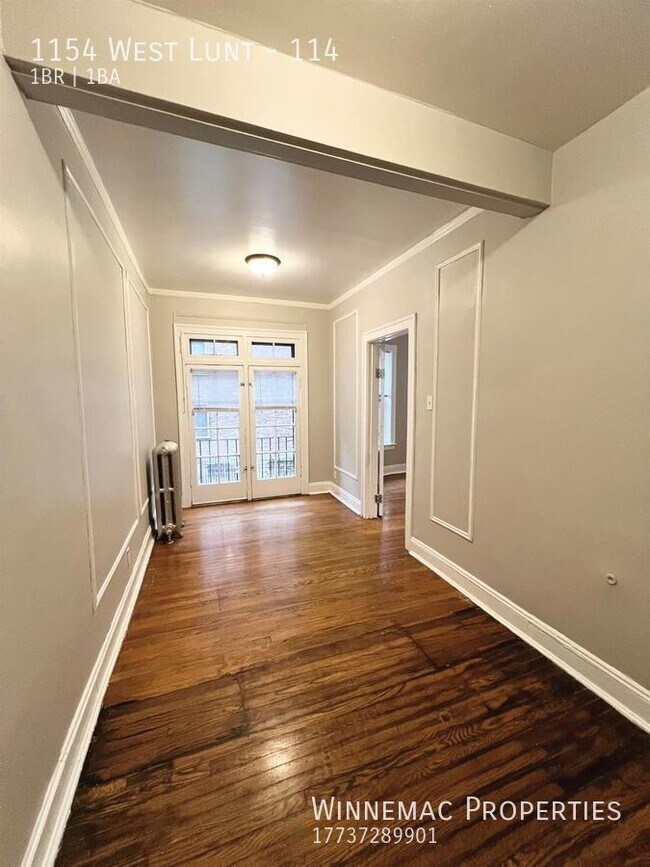 Building Photo - 1154 West Lunt-114