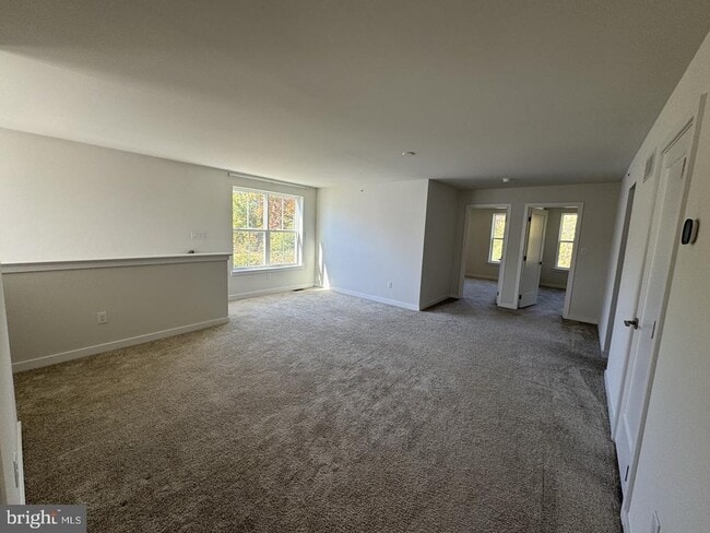 Building Photo - 213 Wynstone Ct