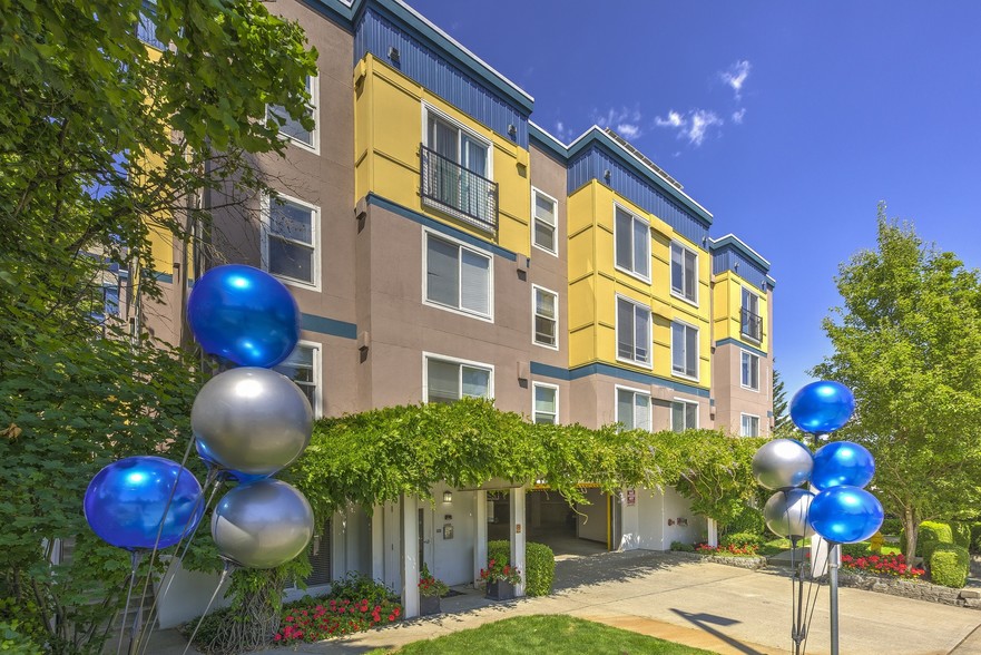 Primary Photo - Sir Gallahad Apartment Homes