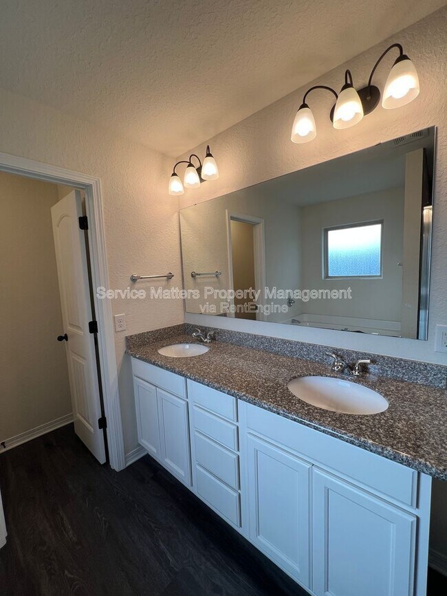 Building Photo - 4410 Thistle Pine Ct