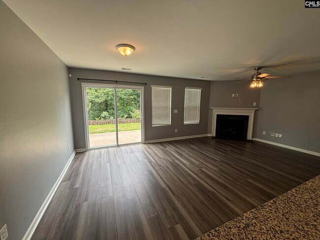 Building Photo - 120 Kings Parish Ct
