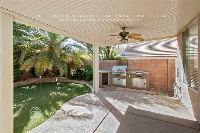 Building Photo - 2731 Enchanted Isle St