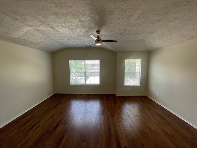 Building Photo - 5614 Claybeck Ln