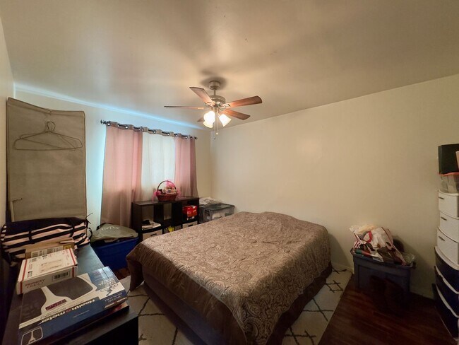 Building Photo - Charming 3 Bedroom/ 1.5 Bathroom Townhome in Frankford, MD!