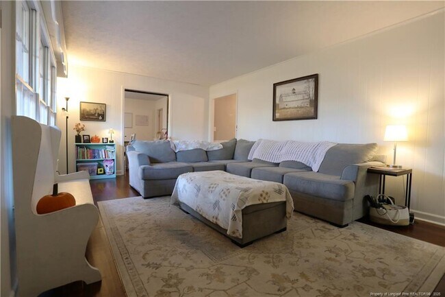 Building Photo - 948 Pinebluff Lake Rd