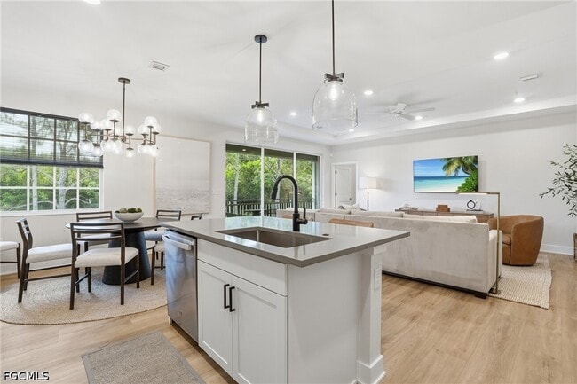 Building Photo - 26380 Coco Cay Cir