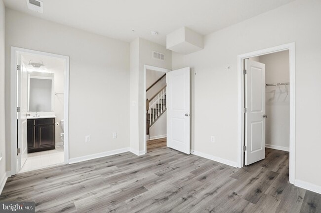 Building Photo - 14325 Potomac Heights Ln