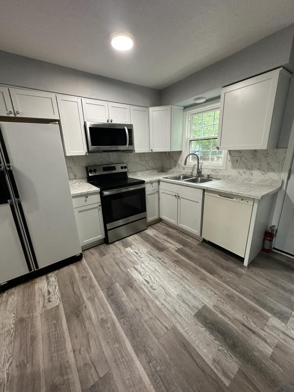 Building Photo - 5033 Wabash Pl
