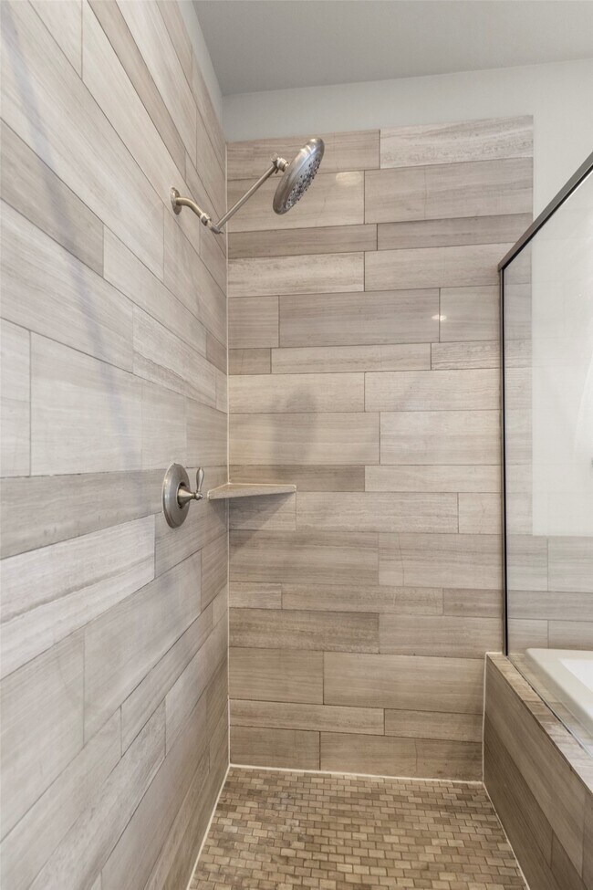 Building Photo - 2123 McIlhenny St