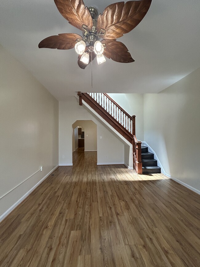 Building Photo - 1604 Moreland Ave