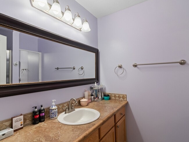 Building Photo - 1546 W Compass Pt Ln