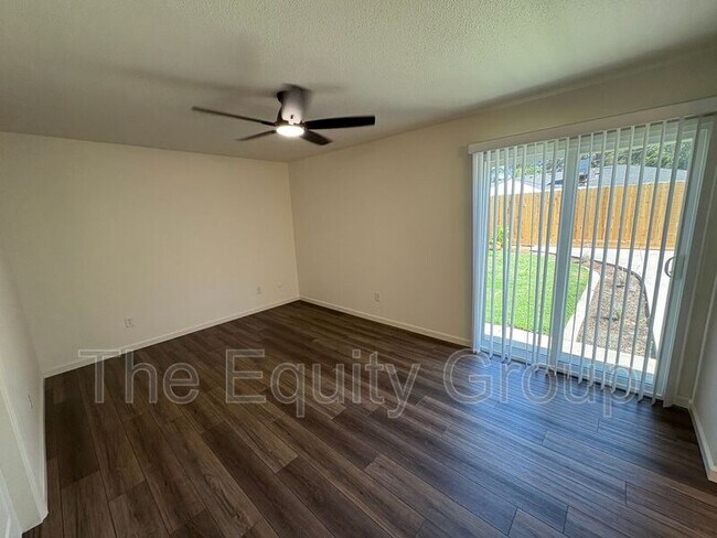 Building Photo - 2918 S Willis Ct