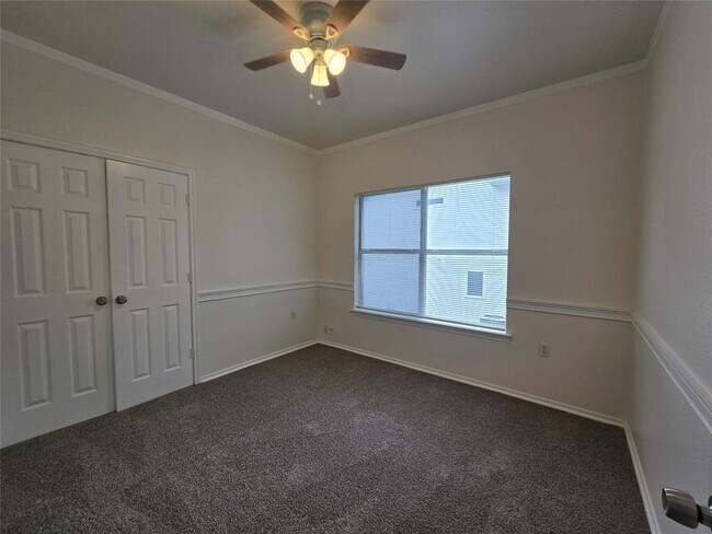 Building Photo - 5404 Garden View Cove