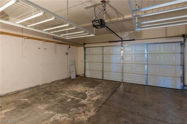 Building Photo - 10517 Jeremy Ridge Ave