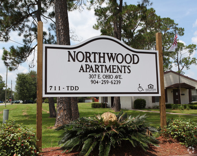 Building Photo - Northwood Apartments