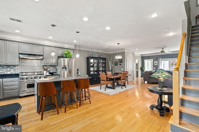Building Photo - 3369 Preston Shore Dr