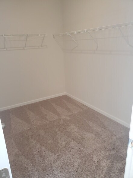 Building Photo - 5702 Hagler Loop