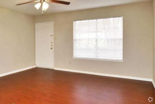 Building Photo - 6125 E Wonsley Dr