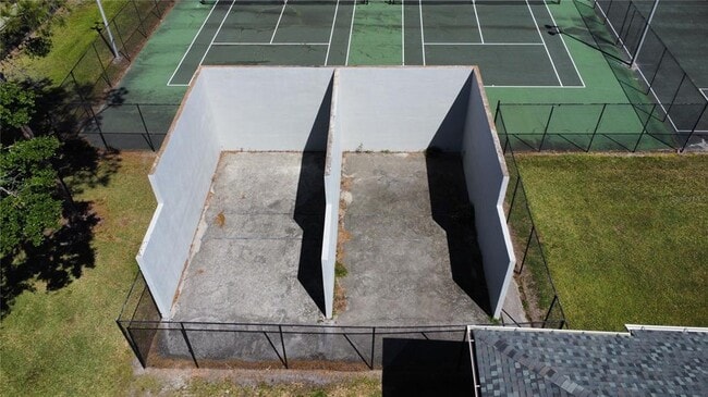 Building Photo - 4122 White Pine Ave