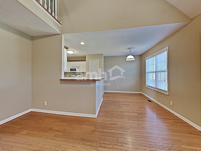 Building Photo - 3366 Dabney Ln