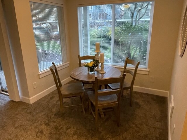 Dining Room - 300 N 130th St