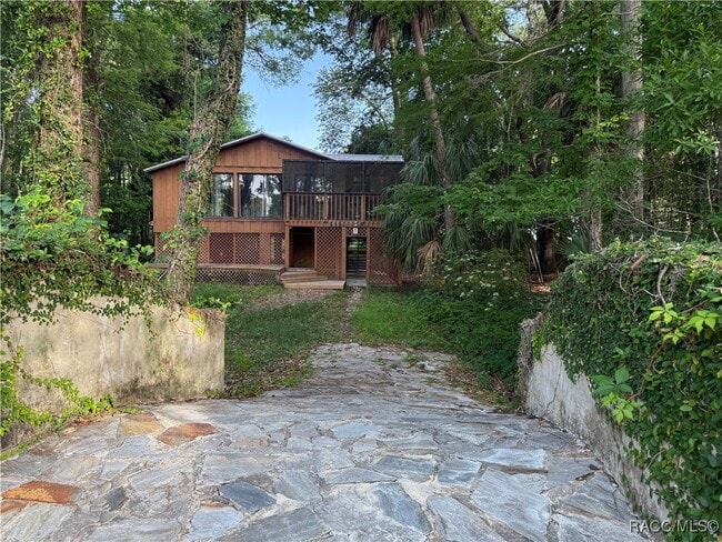 Primary Photo - 5908 Riverside Dr