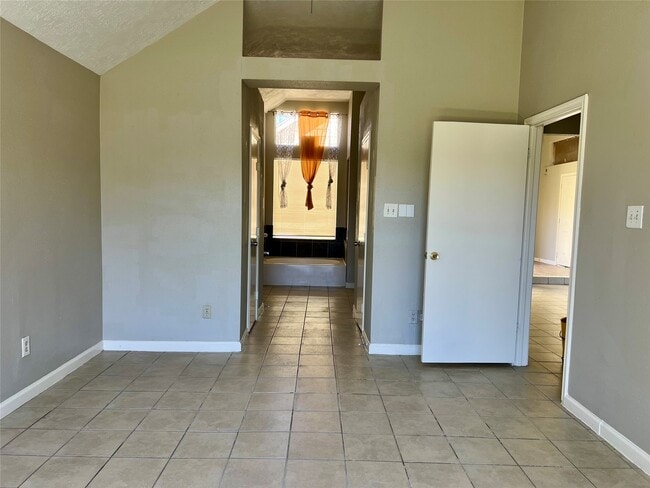 Building Photo - 6503 Marinwood Dr