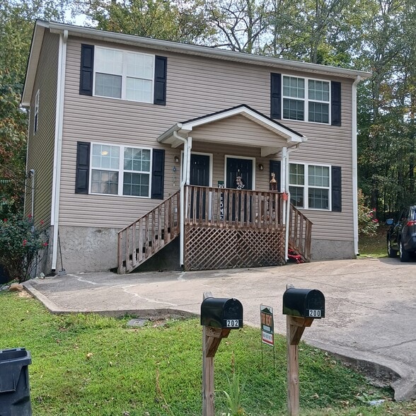 Primary Photo - 202 Webb Wheeler Rd