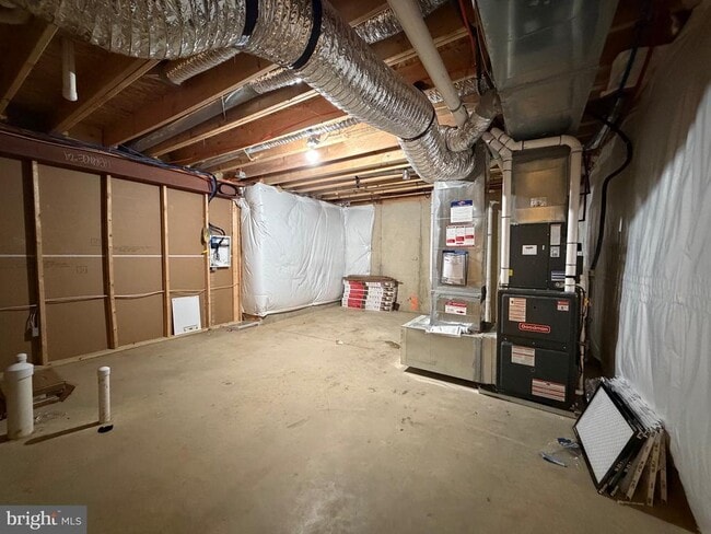 Building Photo - 122 E General Grey Ct