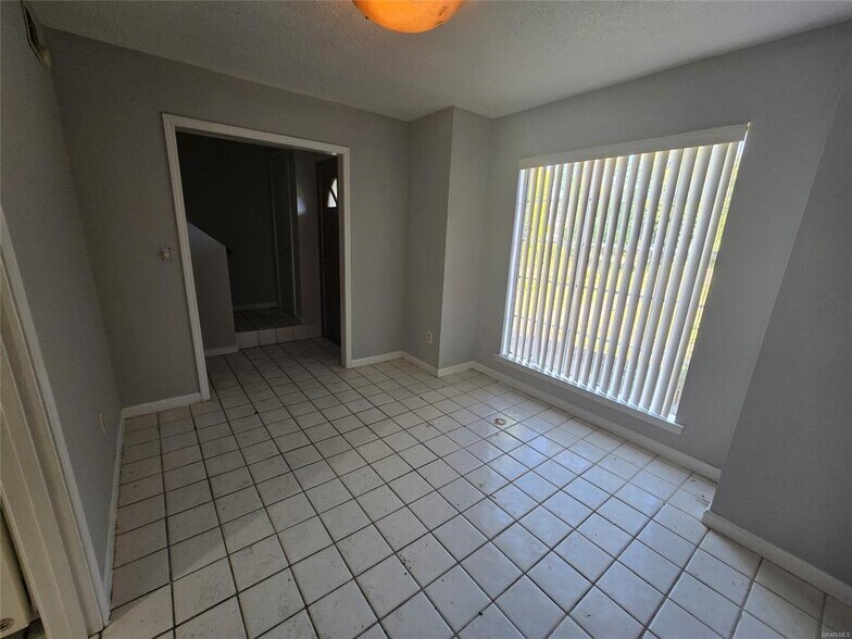 Building Photo - 3152 Gentilly Ct