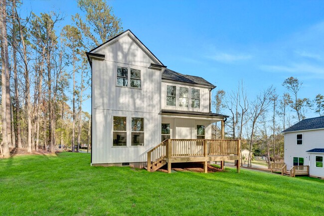 Building Photo - Charming 4 Bedroom Haven in Laurens