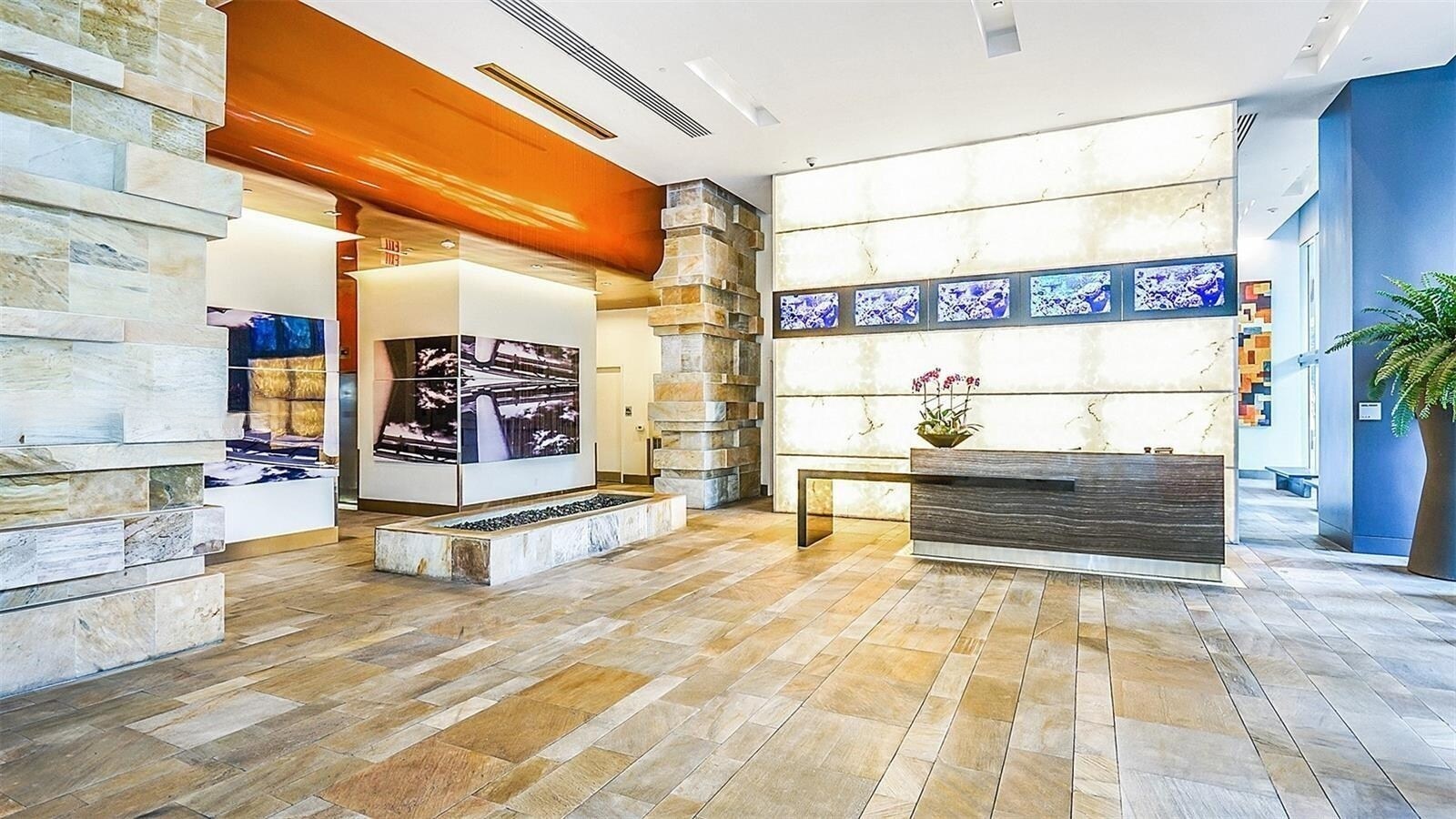 Building Photo - 500 Brickell Ave