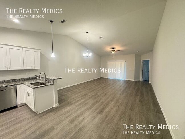 Building Photo - 8145 Cozumel Ln